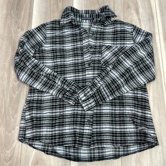 Brandy Melville plaid flannel button up casual shirt - Picture 5 of 6